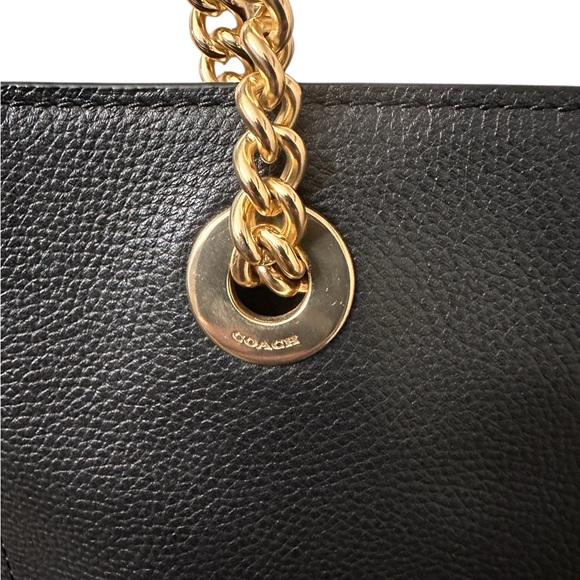 COACH 57107 Turnlock Chain Pebbled Black Leather Tote Shoulder Bag EXCELLENT - Picture 7 of 10